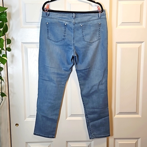 J.Jill Authentic Fit Slim Ankle Jeans - Picture 3 of 4